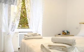 Azadi B&B Flaminio